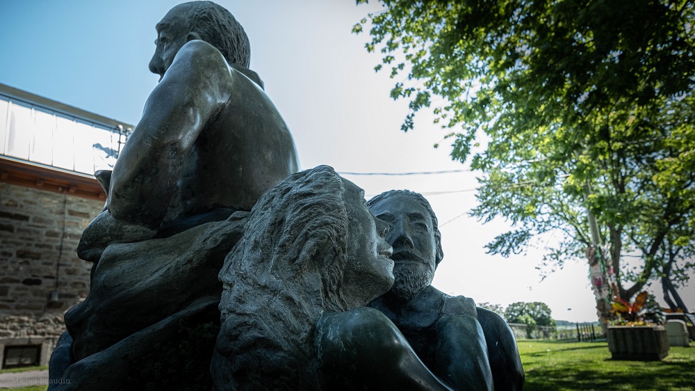 VIDÉOS – Une exposition de sculptures à ciel ouvert à Saint-Isidore